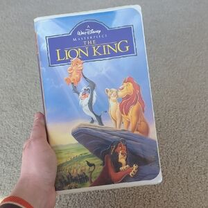Disney The Lion King VHS with Blue and Yellow Cover